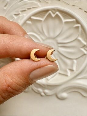 14k Gold Filled Crescent Moon Studs Celestial Earrings Harvest Moon Studs